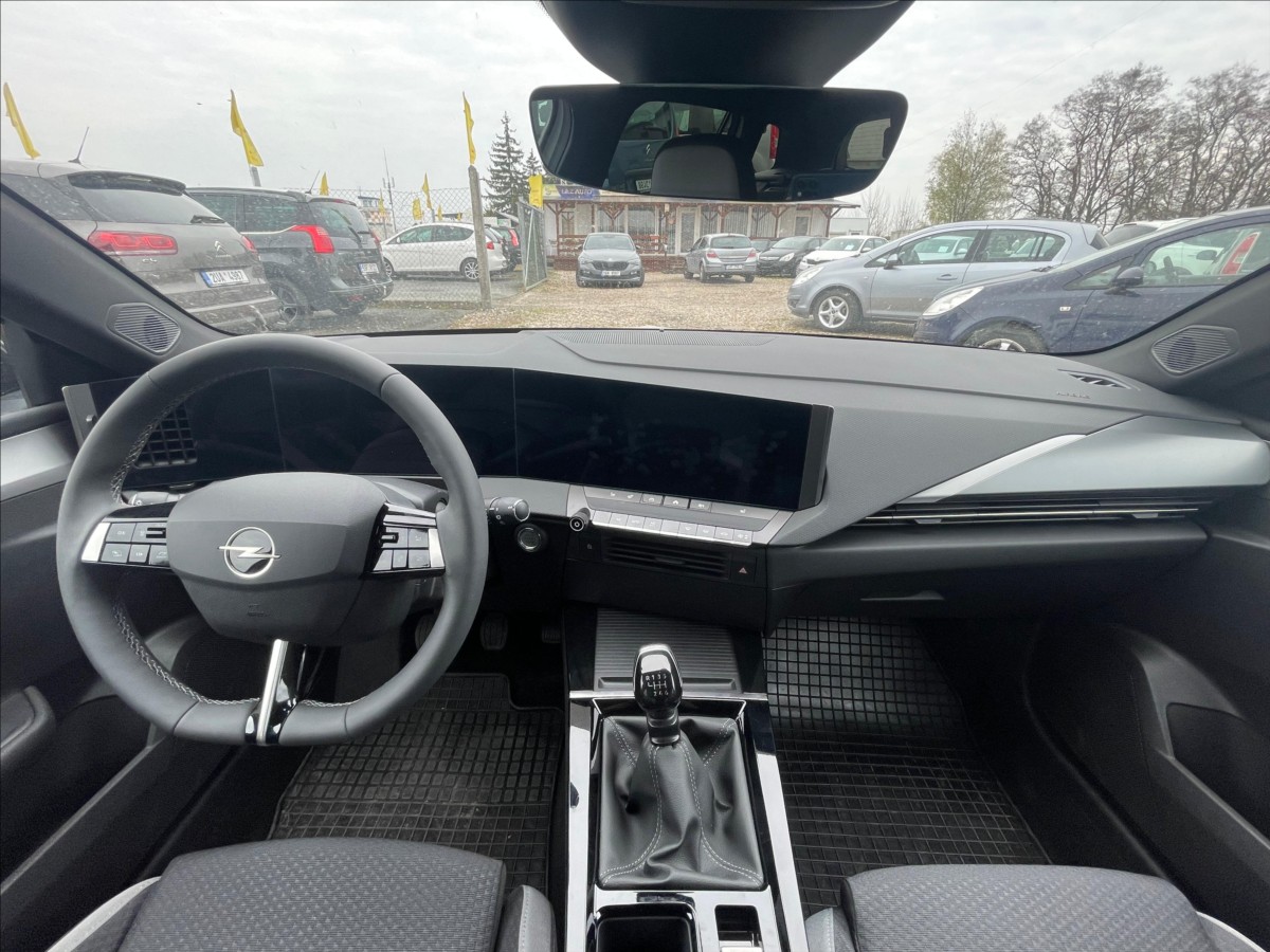 opel-astra-1-2-t - 6