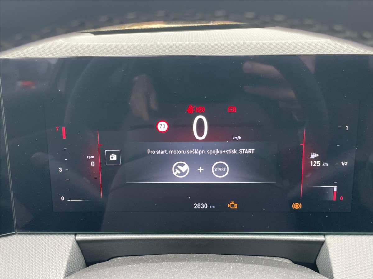 opel-astra-1-2-t - 8