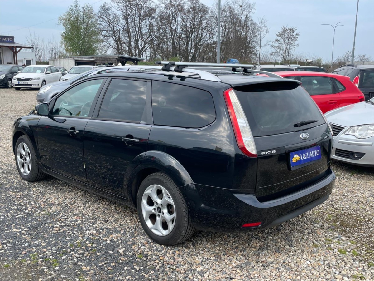 ford-focus-1-6-16-v - 3