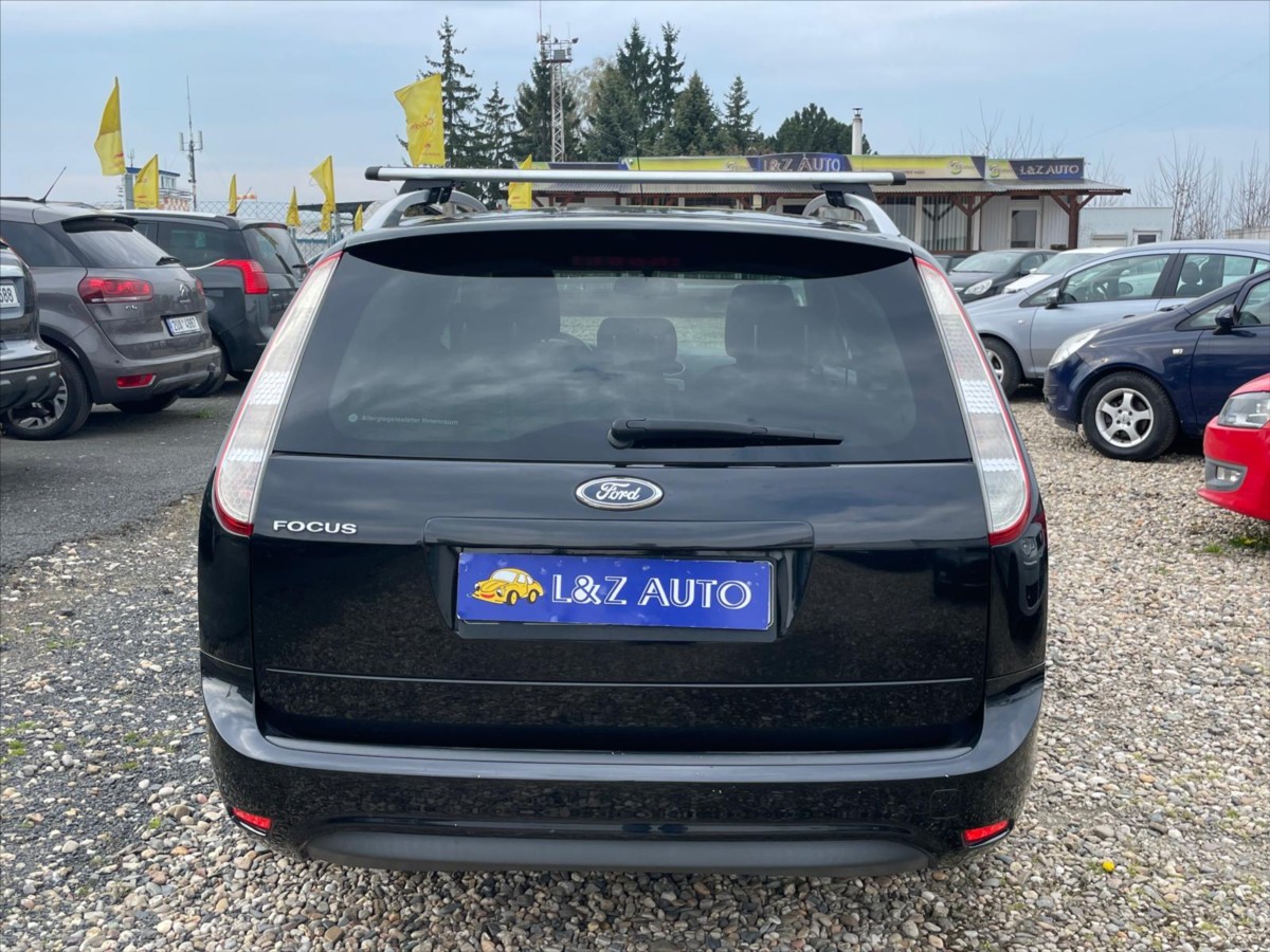 ford-focus-1-6-16-v - 4