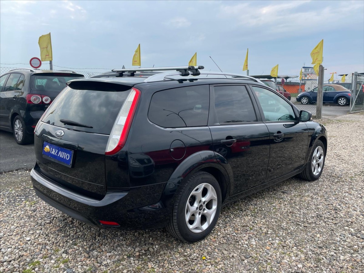 ford-focus-1-6-16-v - 5