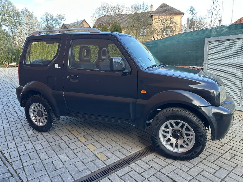 suzuki-jimny-1-3i-63kw-serviska-top-stav - 1