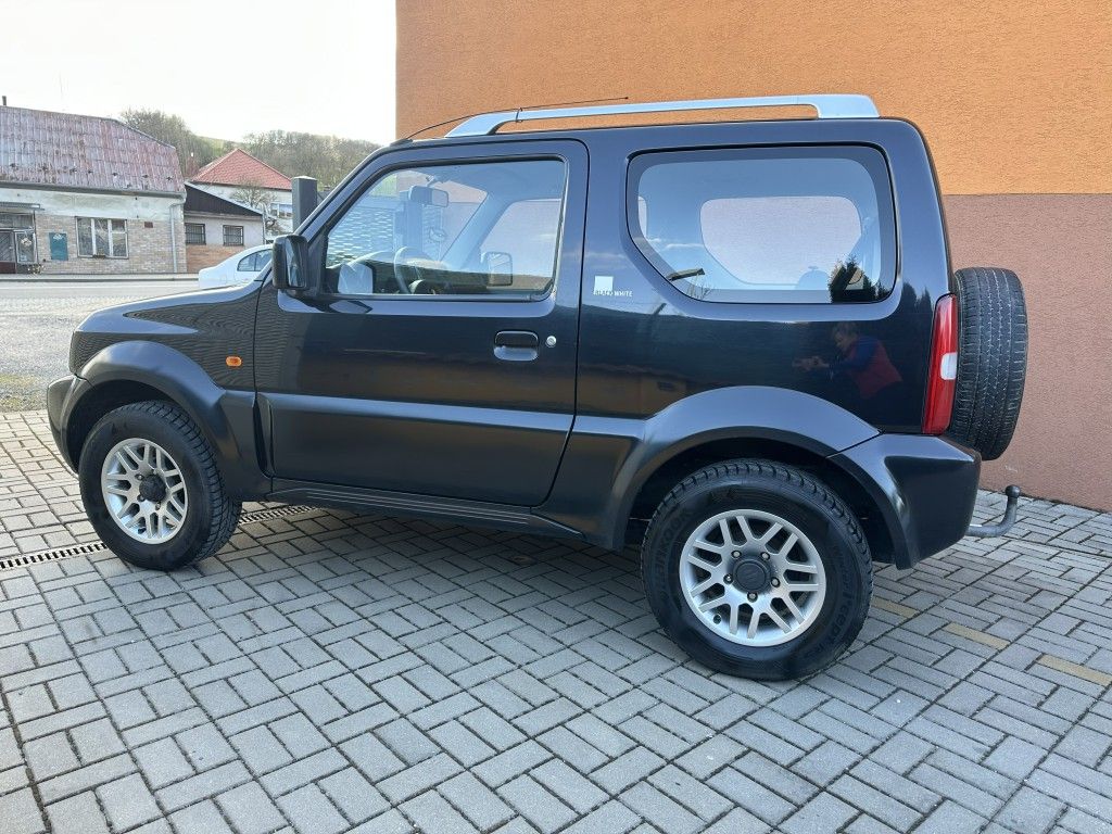 suzuki-jimny-1-3i-63kw-serviska-top-stav - 8
