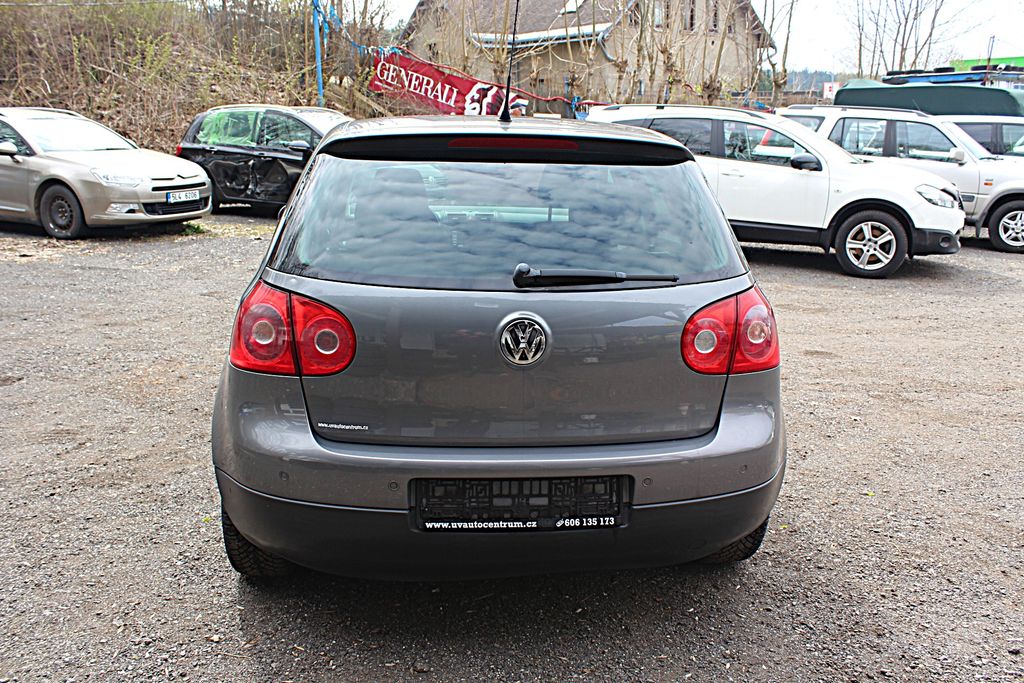 volkswagen-golf-v-1-4i-90-kw - 6