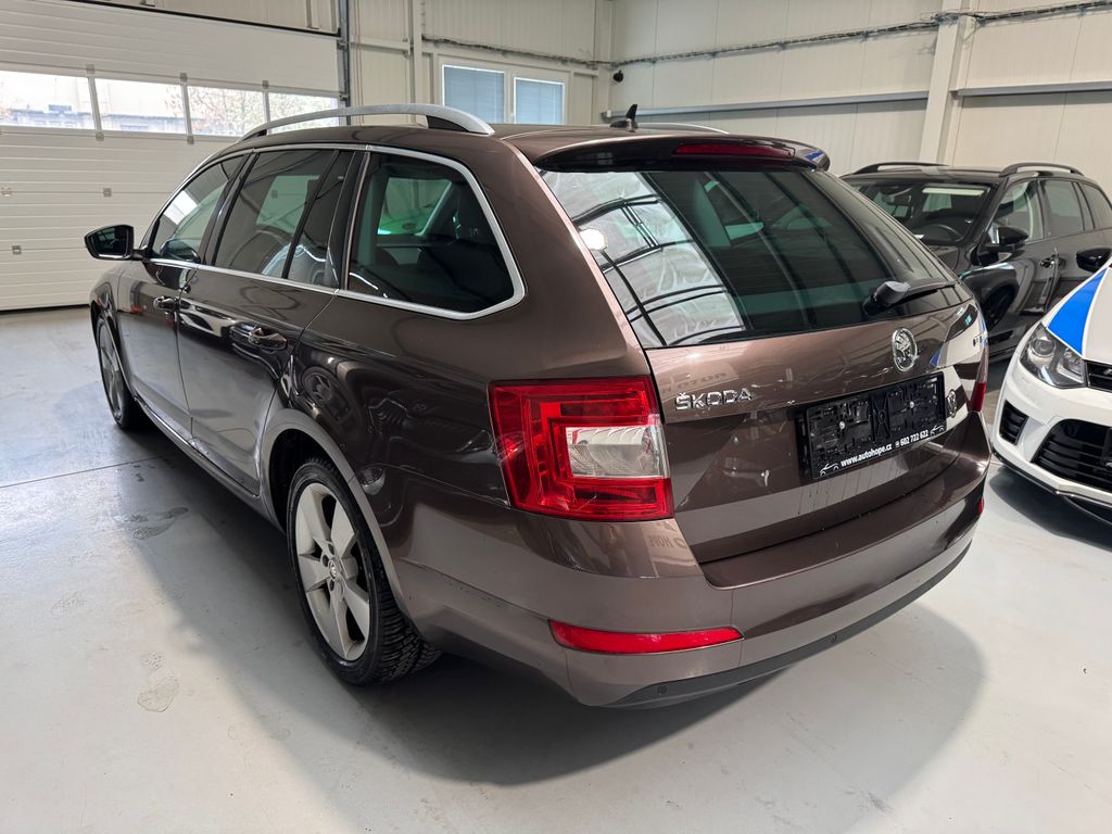 skoda-octavia-combi-1-4-tsi-elegance - 3
