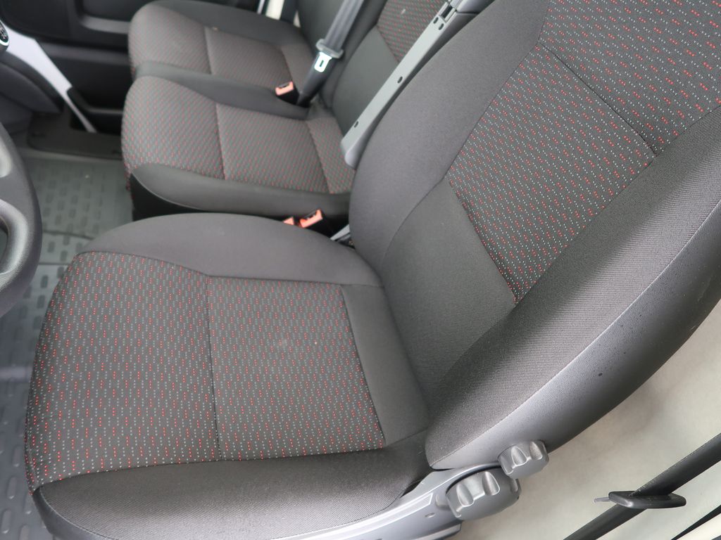 opel-movano-2-2bluehdi-103kw-l1h1-man6 - 8