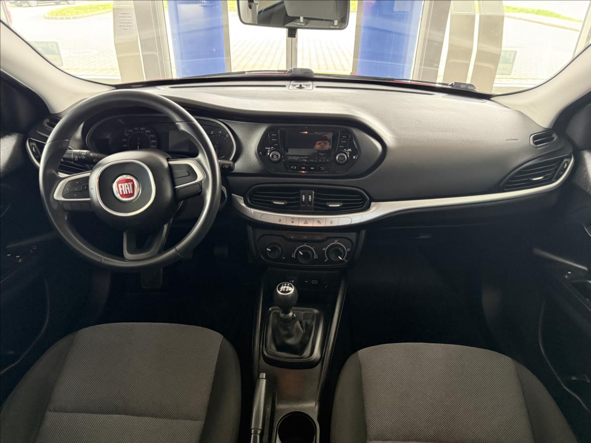 fiat-tipo-1-4-70kw-serviska-vyhrev-sed - 8