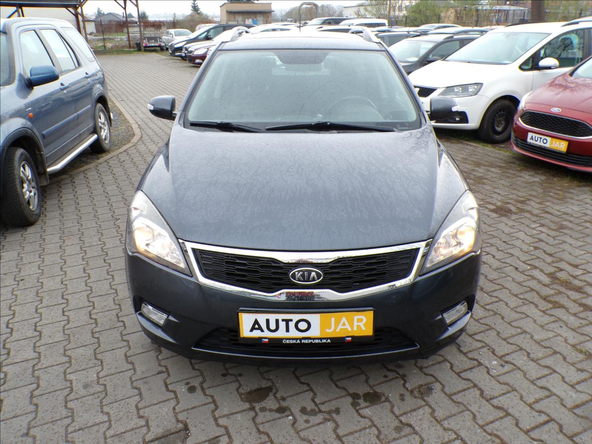 kia-ceed-1-6-i16v-automat - 1