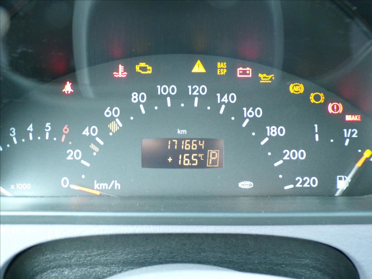 mercedes-benz-tridy-a-1-6-i-automat-taz-zar - 7