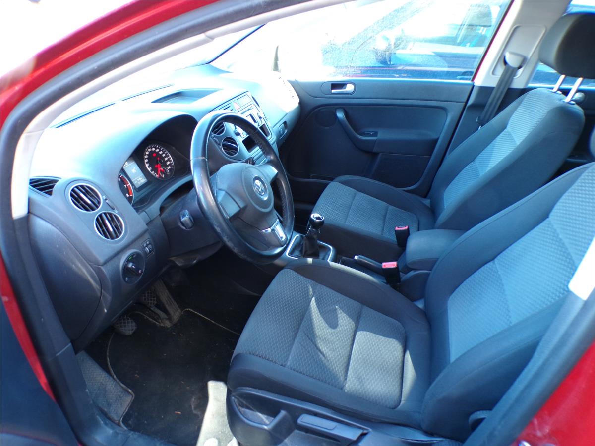 volkswagen-golf-plus-1-6-mpi-nove-rozvody - 9