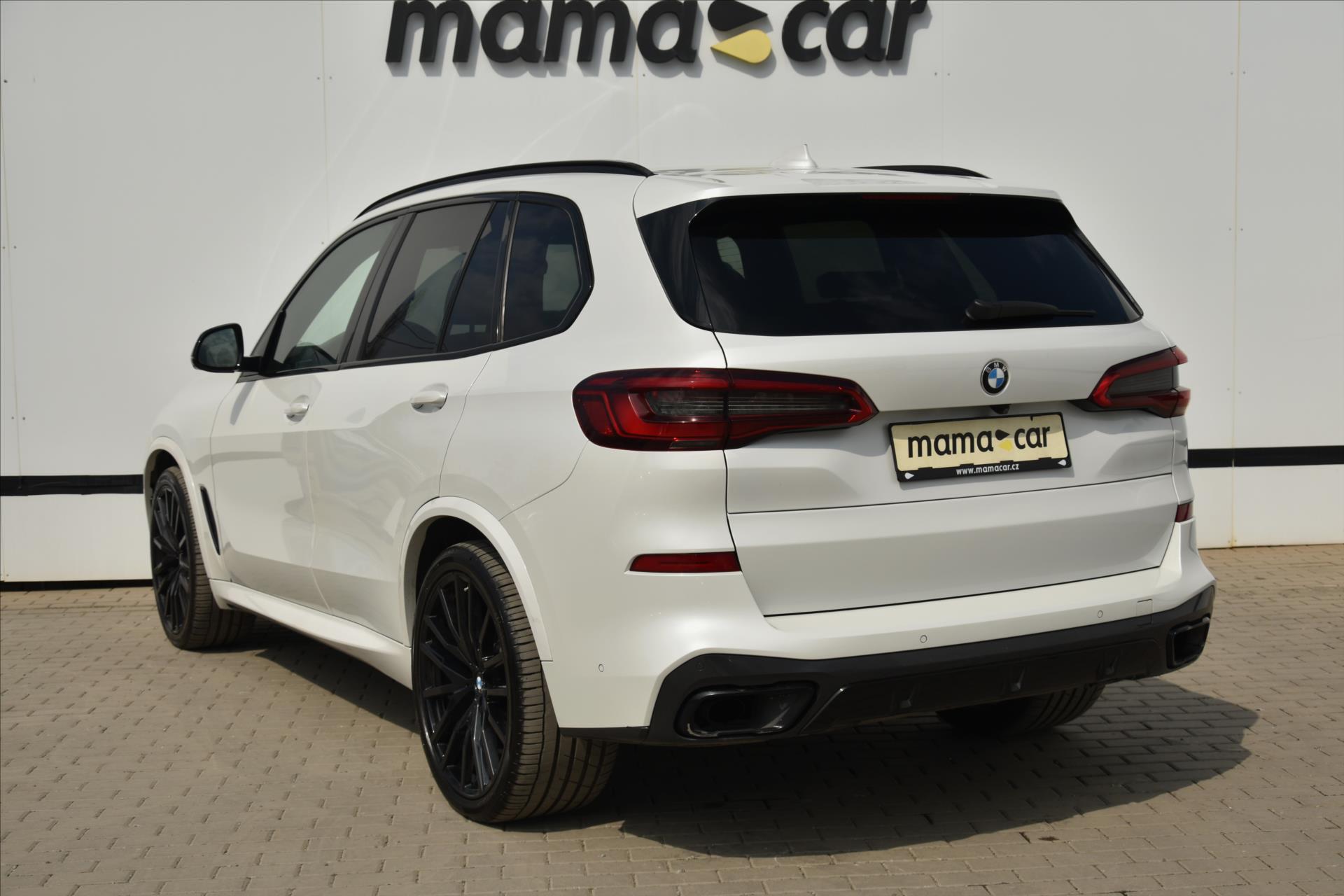 bmw-x5-xdrive-30d-195kw-m-paket-cr - 4