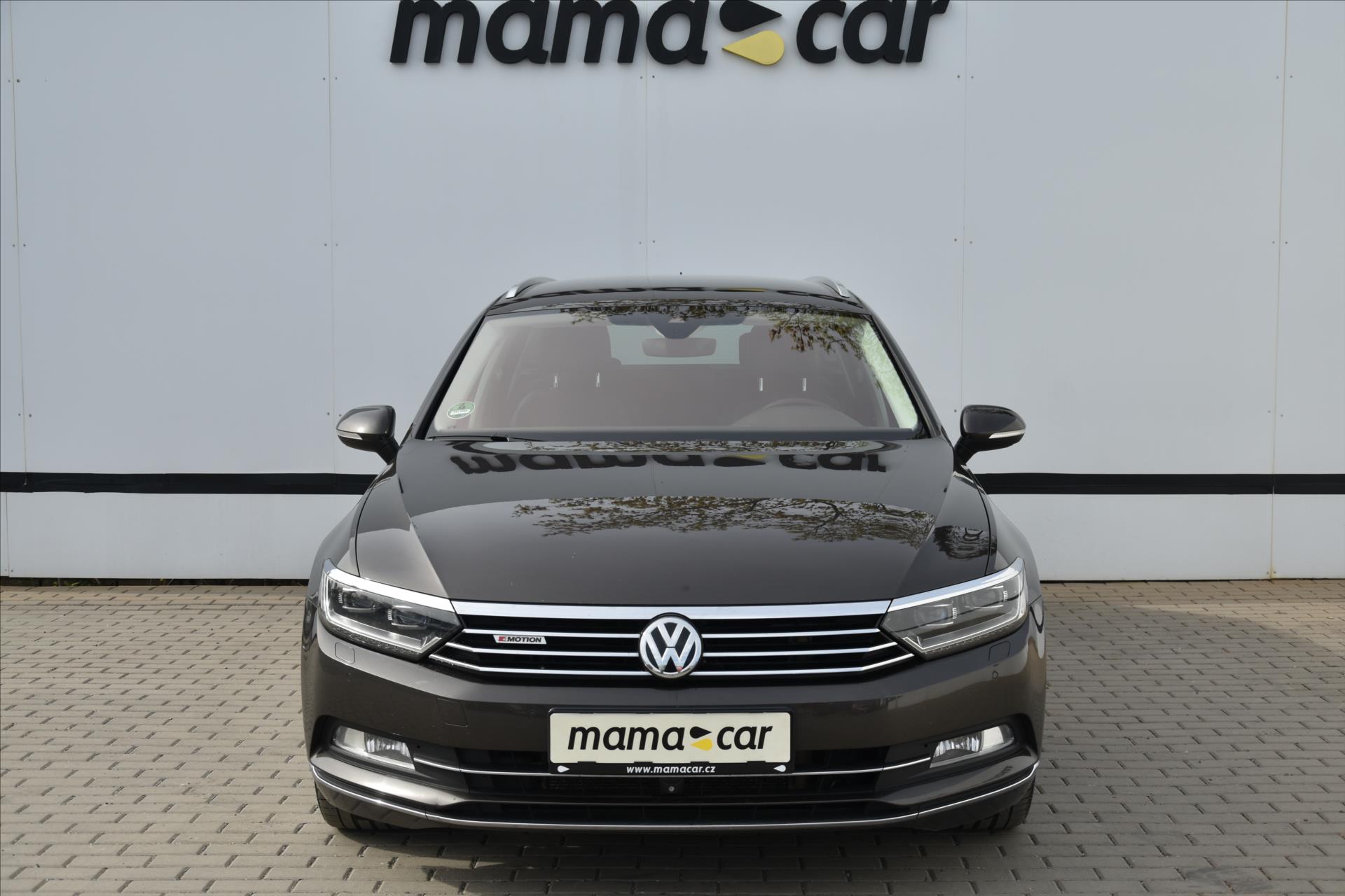 volkswagen-passat-2-0tdi-176kw-dsg-4mot-highline - 1