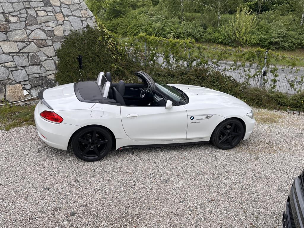 bmw-z4-sdrive-20i-automat-2-sady-kol - 9