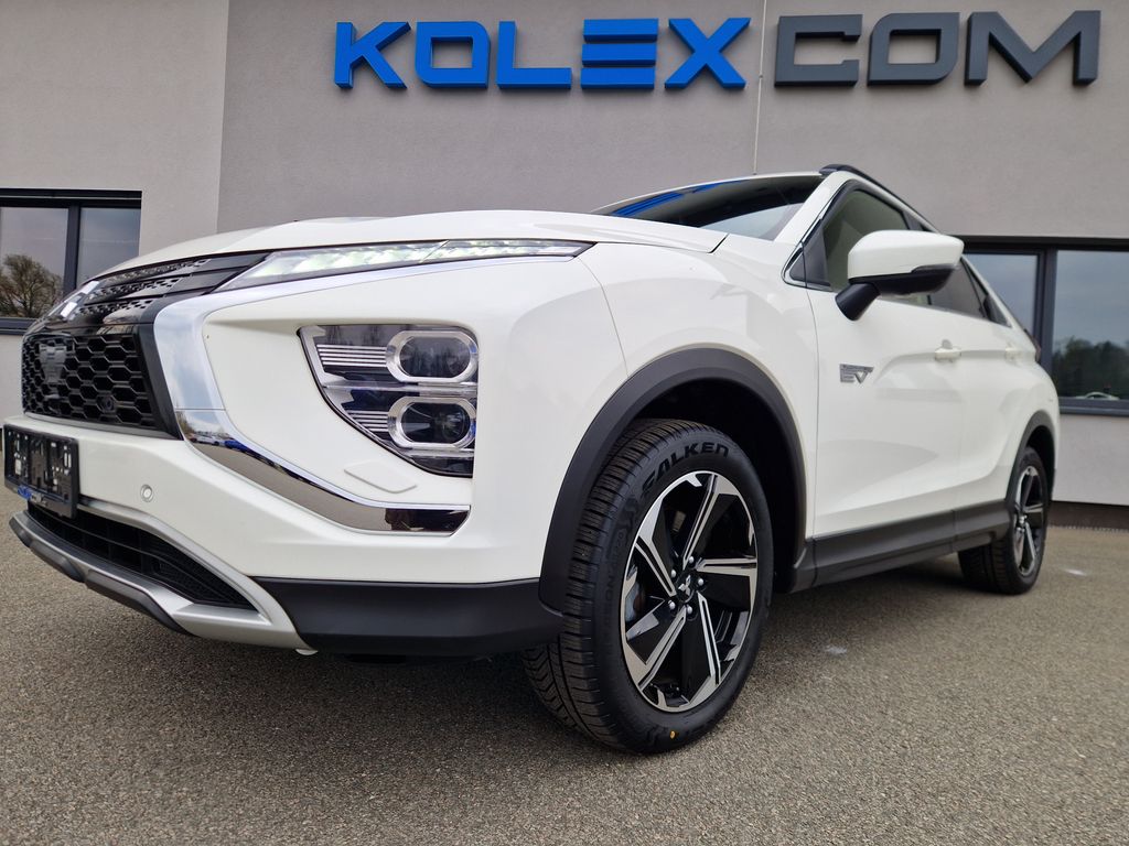 mitsubishi-2-4-phev-4x4 - 7