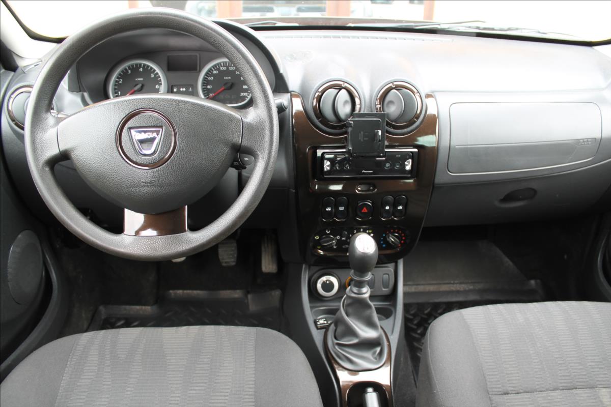 dacia-duster-1-6i-77kw-4x4-lpg-cr - 8