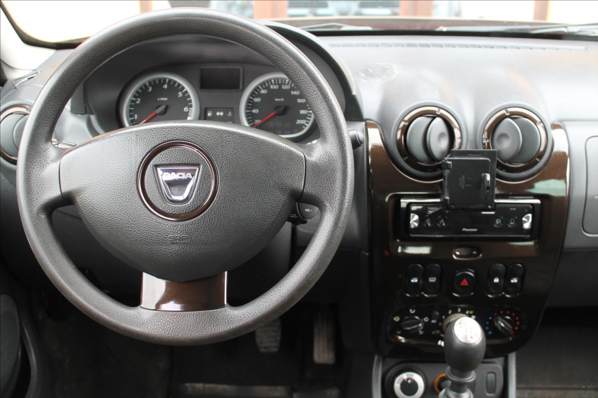dacia-duster-1-6i-77kw-4x4-lpg-cr - 9