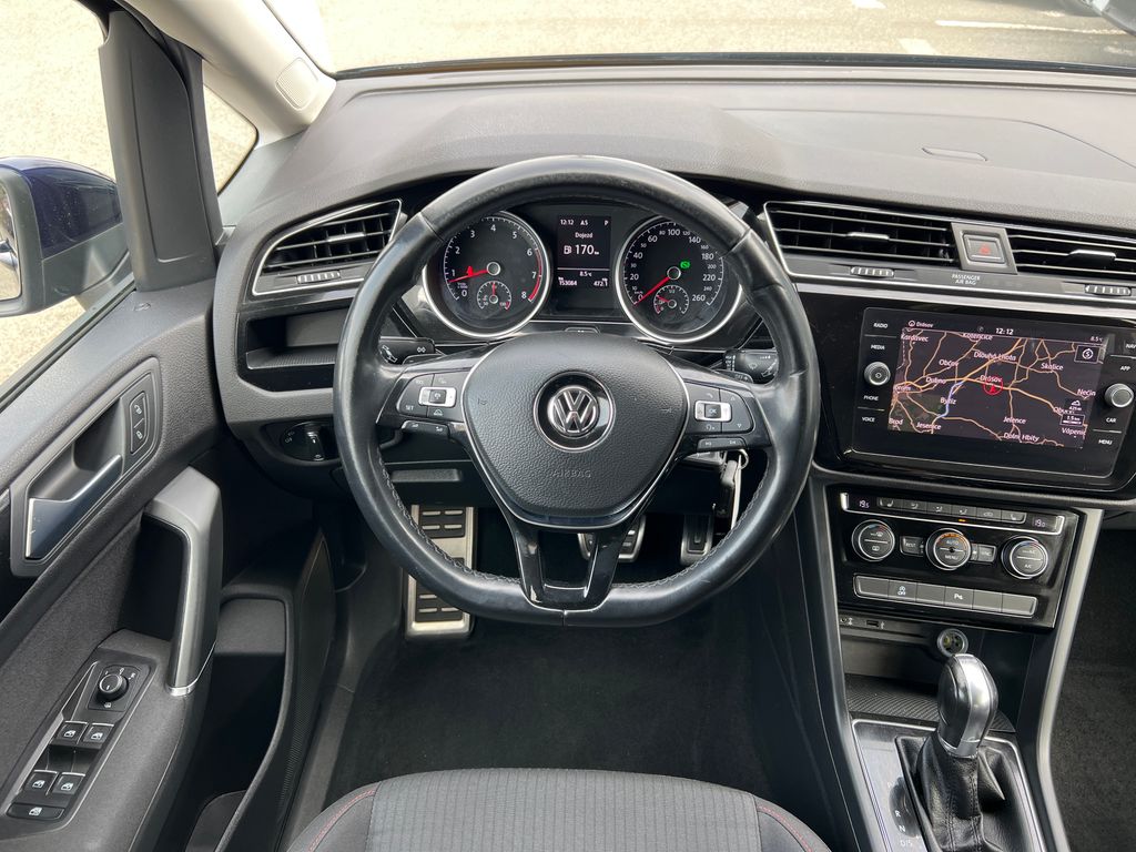 volkswagen-touran-1-4-tsi-150k-servis-zaruka - 8