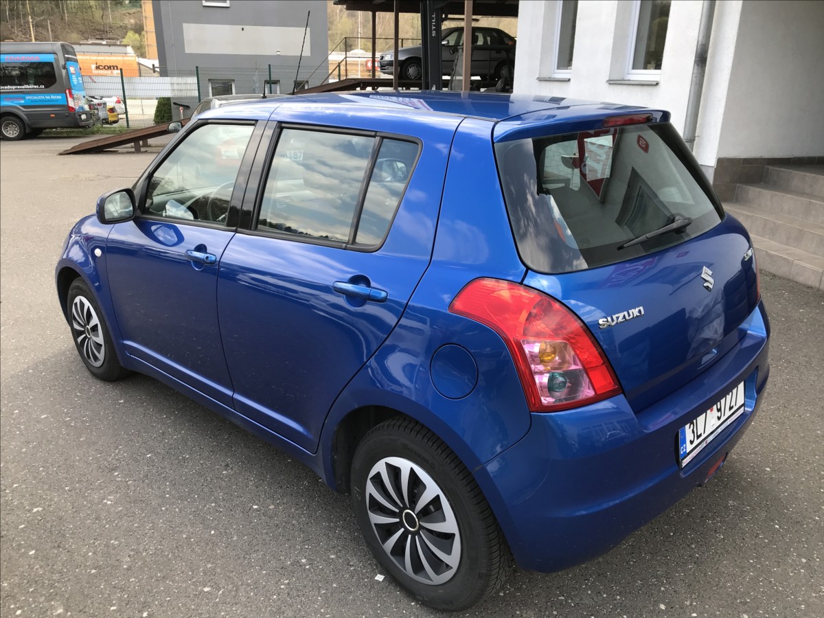 suzuki-swift-1-3-i-67kw-5dv-ac - 4