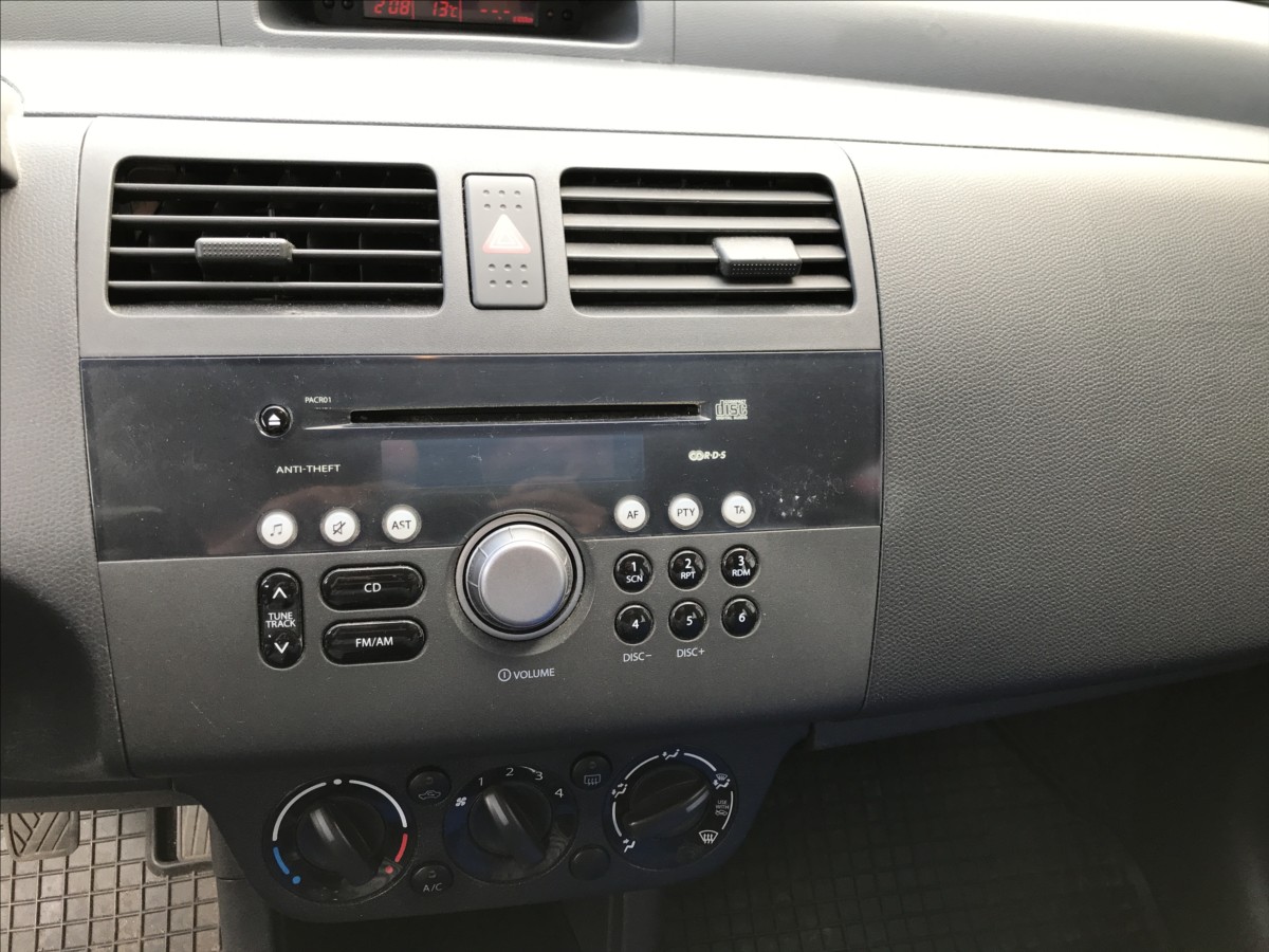 suzuki-swift-1-3-i-67kw-5dv-ac - 8