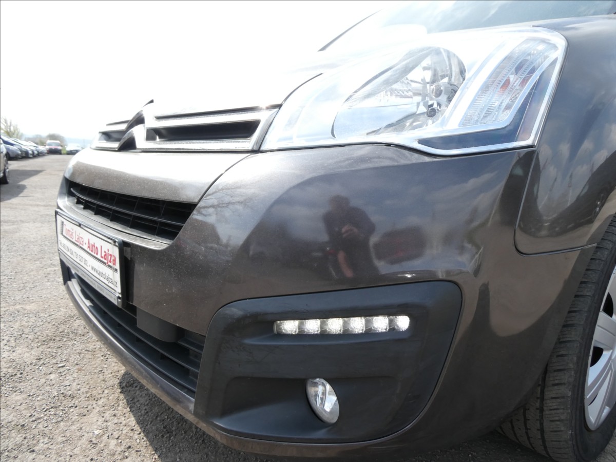 citroen-berlingo-1-6-hdi-73kw-multispace-zaves - 3