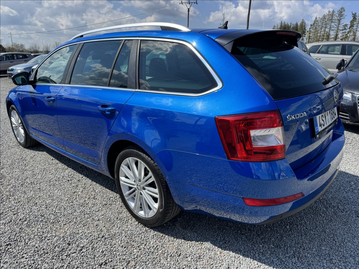 skoda-octavia-1-6-tdi-81kw-xenon-navi-vyhrev - 4