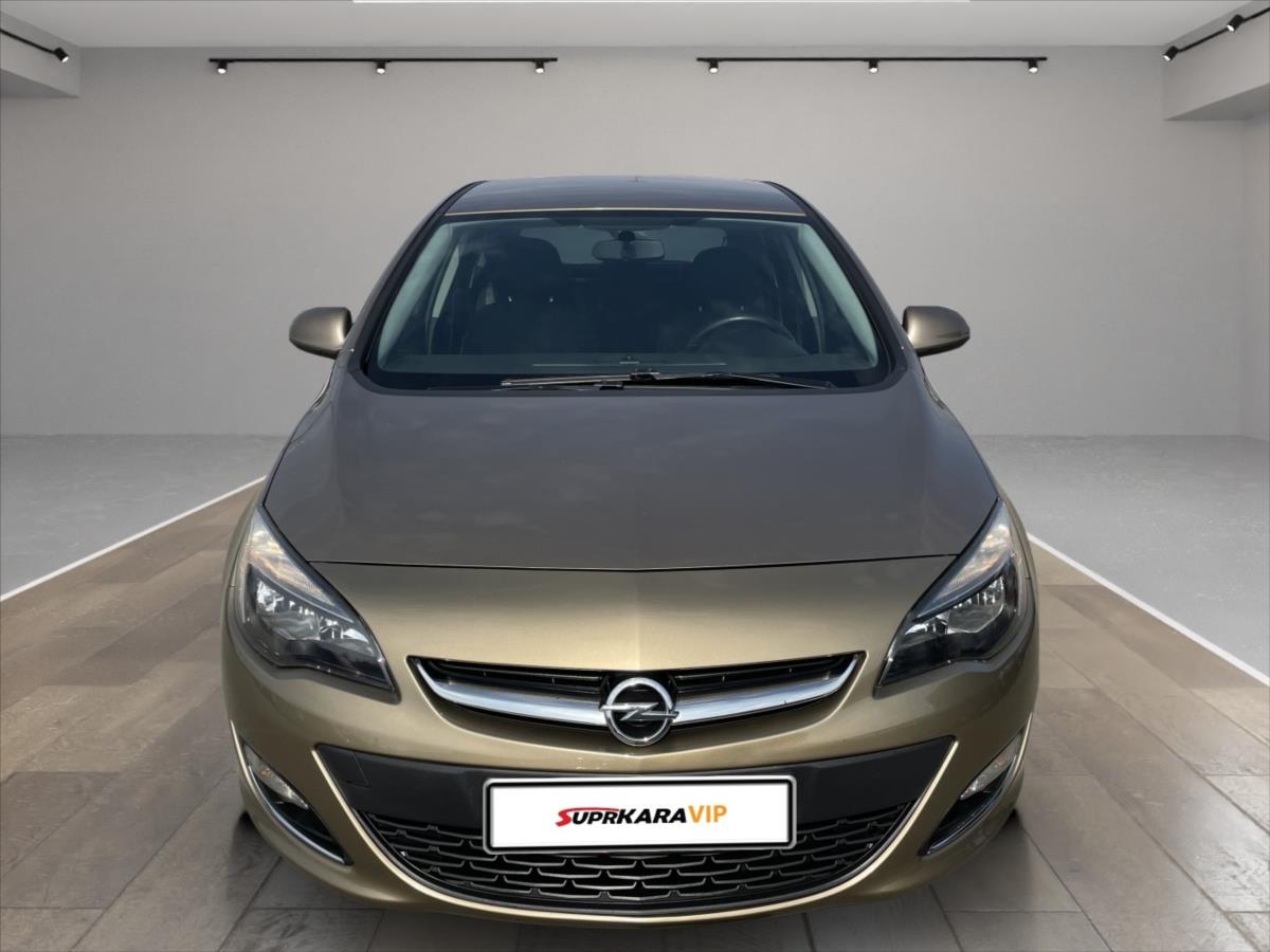 opel-astra-1-6-16v-d-klima-pdc-vyhr-sedadla-a-volant-servisni-historie-nove-rozvody - 1