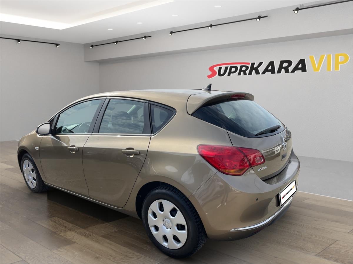 opel-astra-1-6-16v-d-klima-pdc-vyhr-sedadla-a-volant-servisni-historie-nove-rozvody - 6