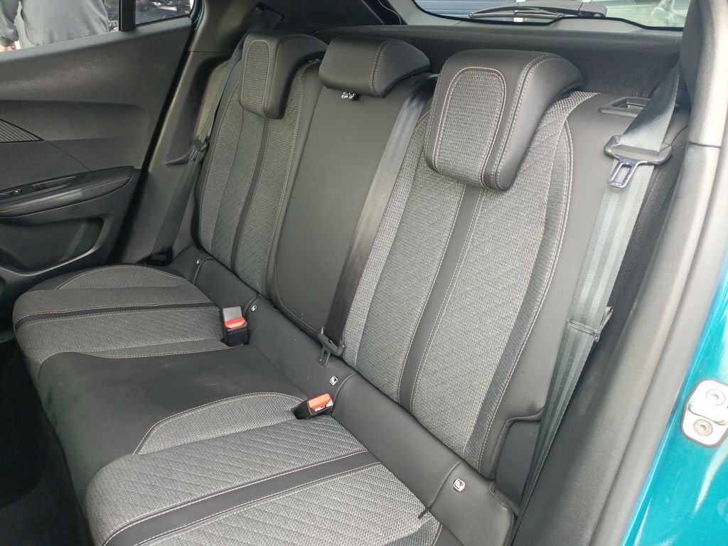 peugeot-2008-allure-puretech-100k-man6 - 4