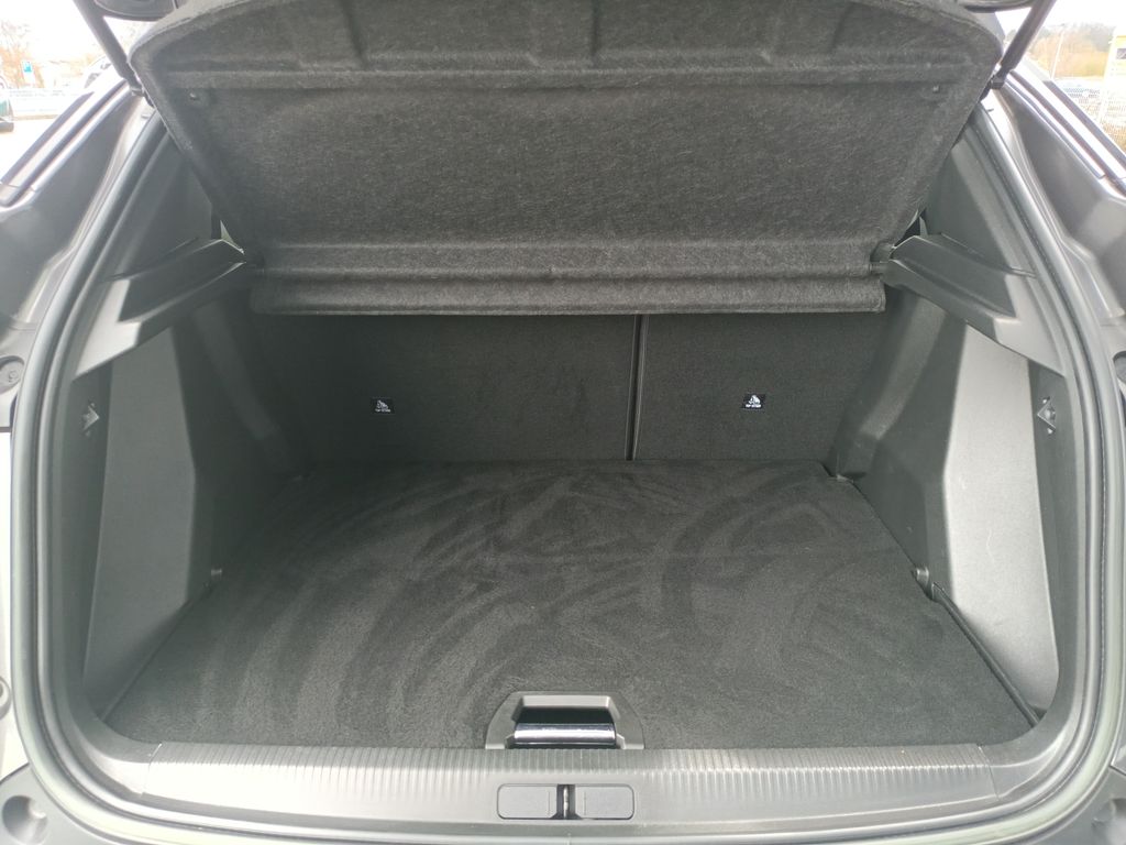 peugeot-2008-allure-1-2-pt-130k-man6 - 5