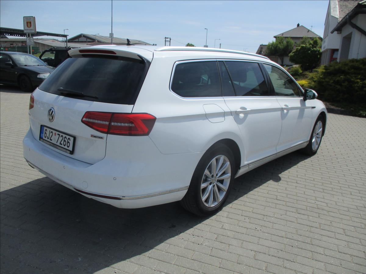 volkswagen-passat-2-0-tdi-140kw-bmt-4mot-dsg-highl-variant - 3
