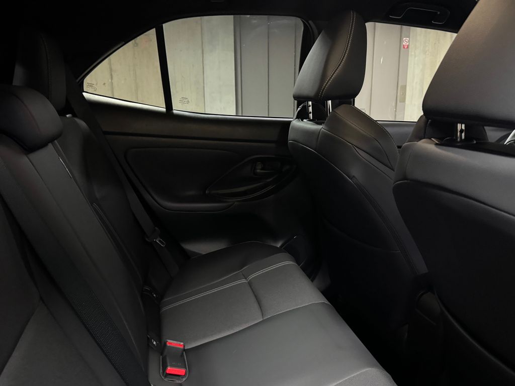 toyota-yaris-cross-executive-1-5-hybrid-fwd-130k - 9