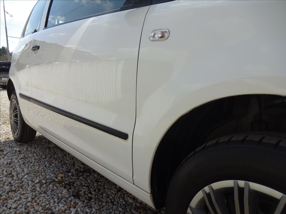 volkswagen-fox-1-4-tdi-51kw - 9