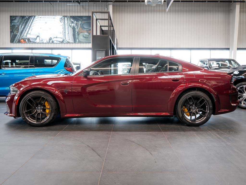dodge-charger-6-2-srt-hellcat-widebody - 1