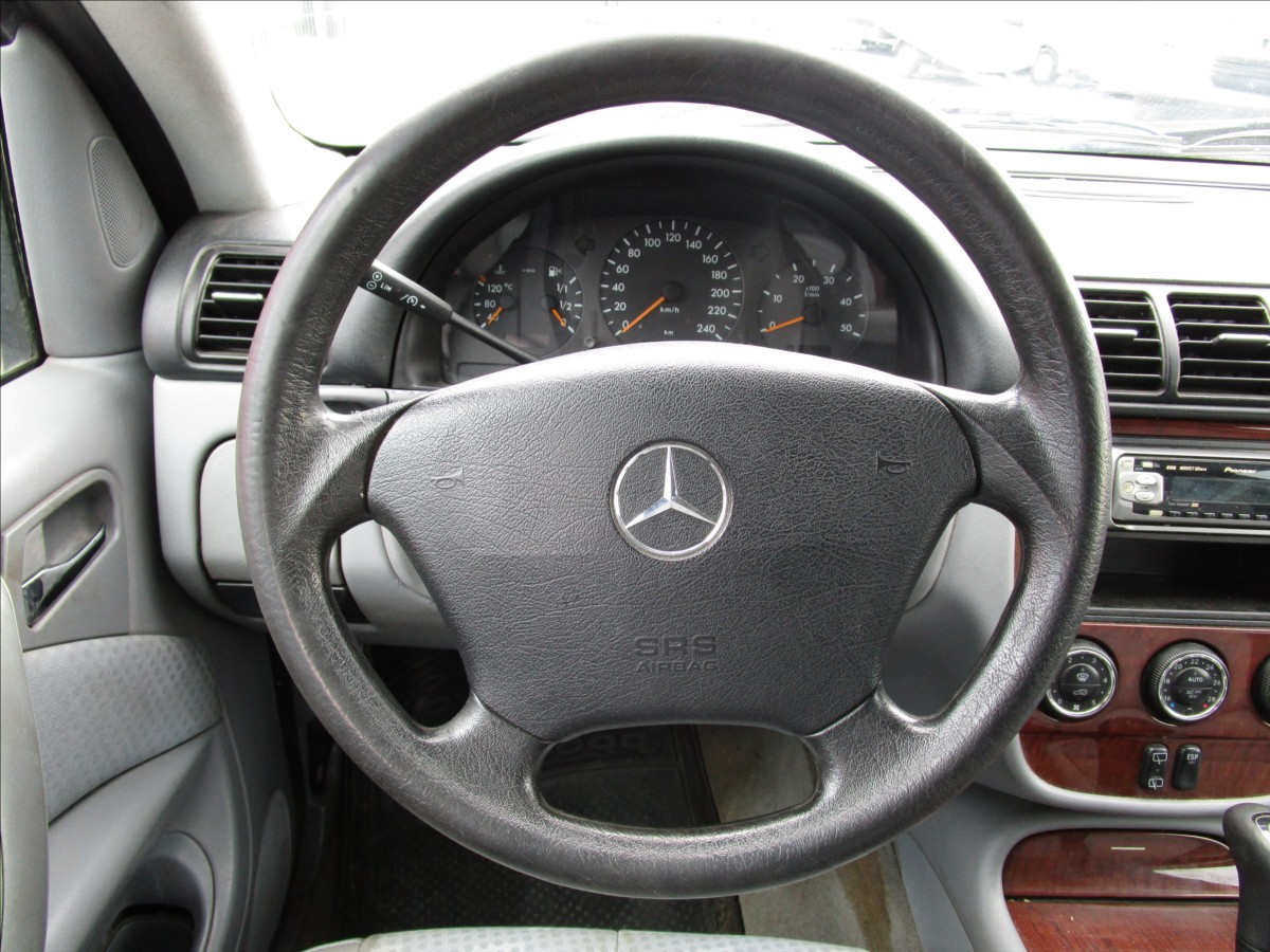 mercedes-benz-tridy-m-ml-270cdi-4x4-automat - 7