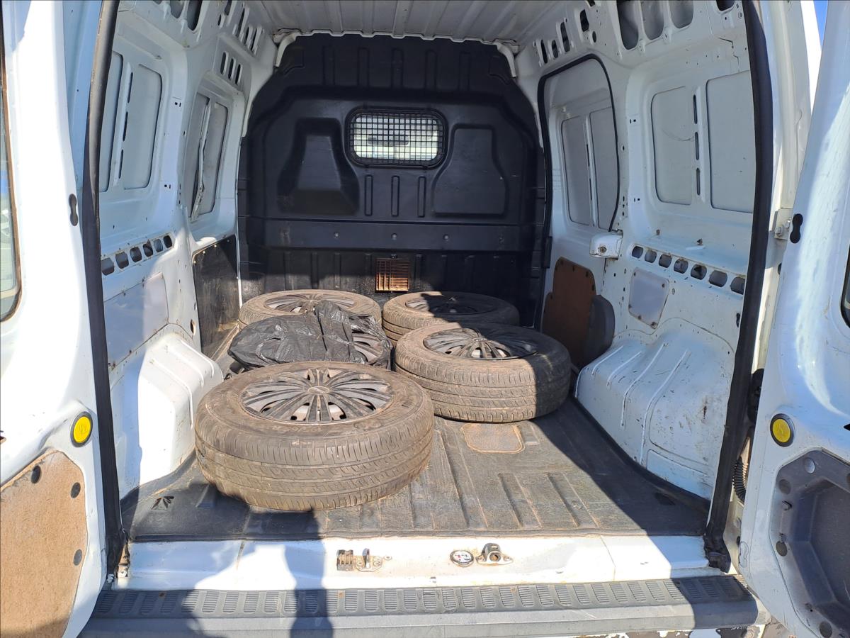 ford-transit-connect-1-8-tdci-klima-koupeno-cz - 7