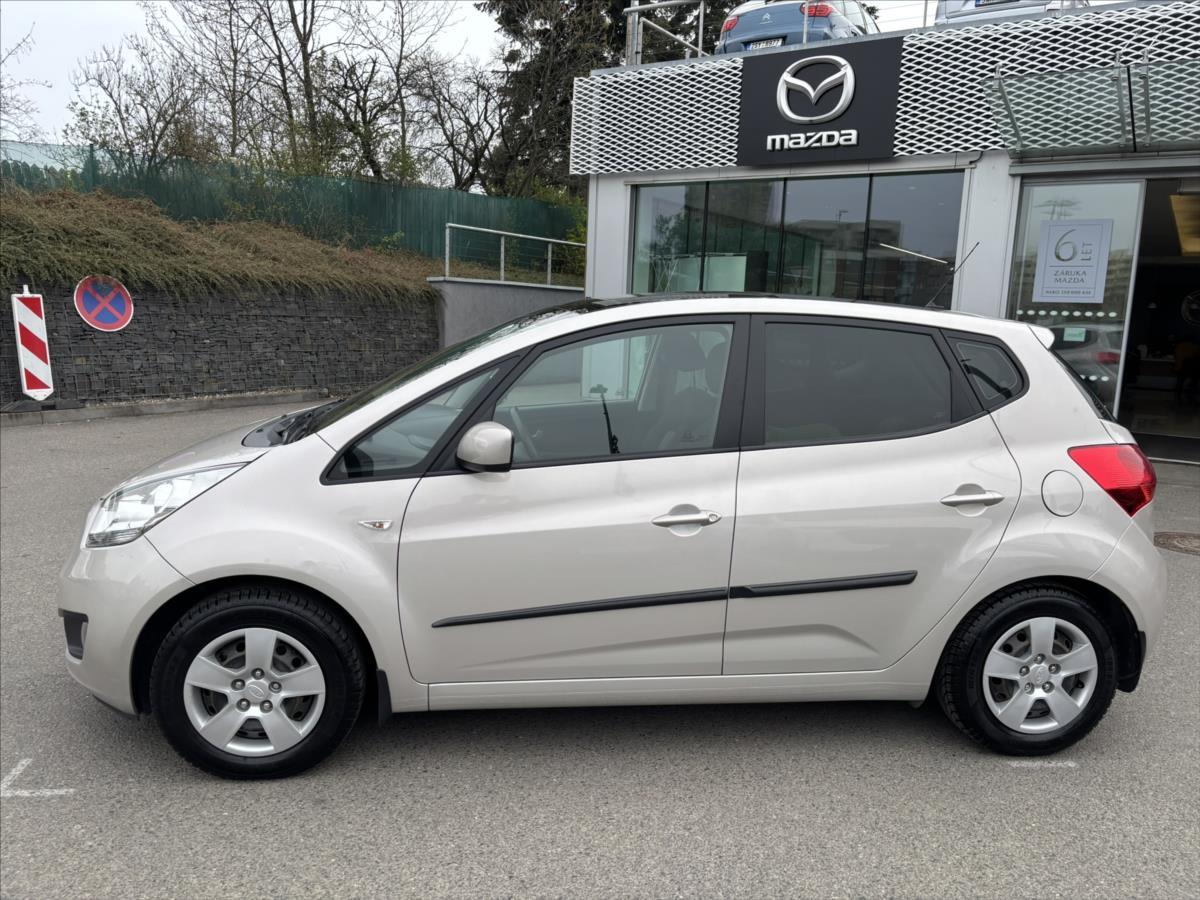kia-venga-1-4-i-2-cr-top-stav-panorama - 1