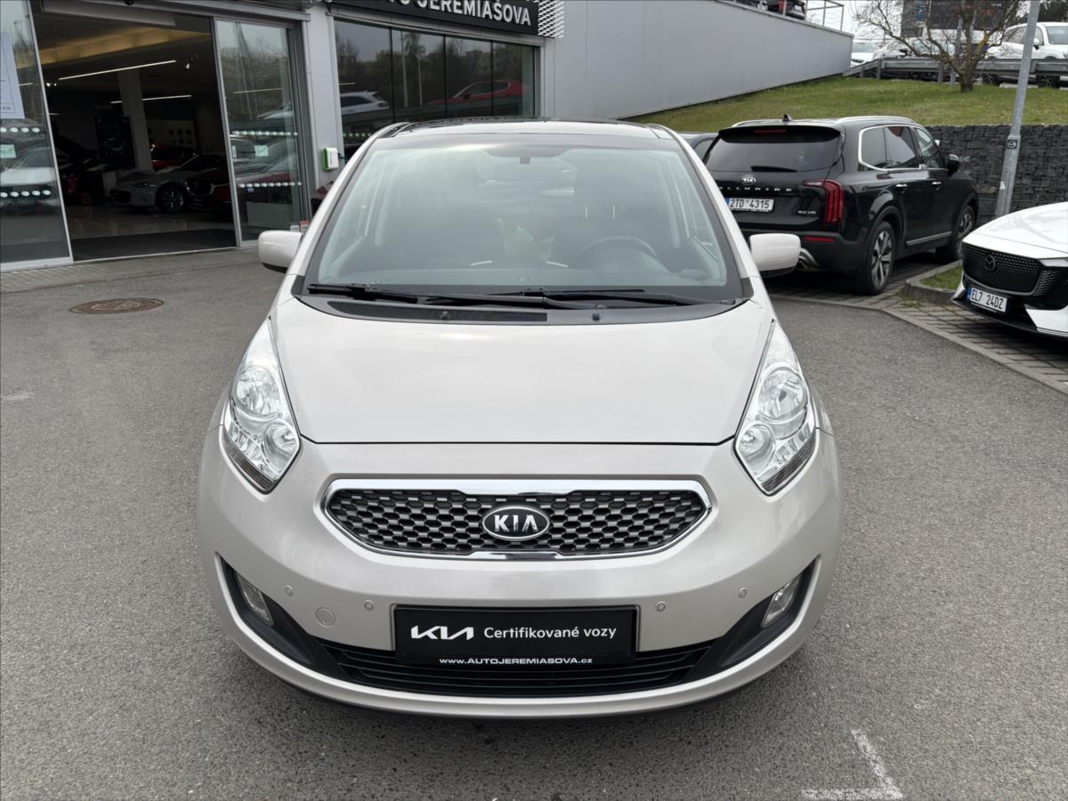 kia-venga-1-4-i-2-cr-top-stav-panorama - 7