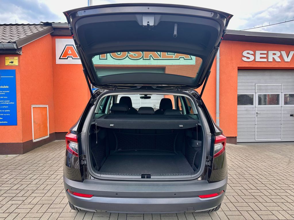 skoda-karoq-2-0-tdi-110kw-4x4-style - 7