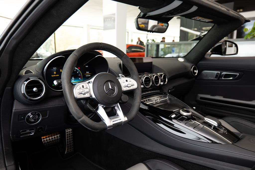 mercedes-benz-amg-gt-roadster-keramicke-brzdy - 4