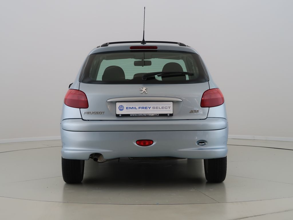 peugeot-206-1-4hdi-cz-1maj-ac-stresni-okno - 5