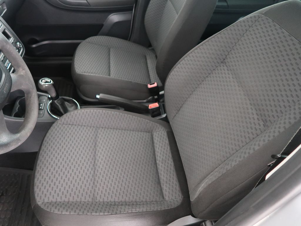 skoda-roomster-1-4mpi-63kw-cz-ambition - 8