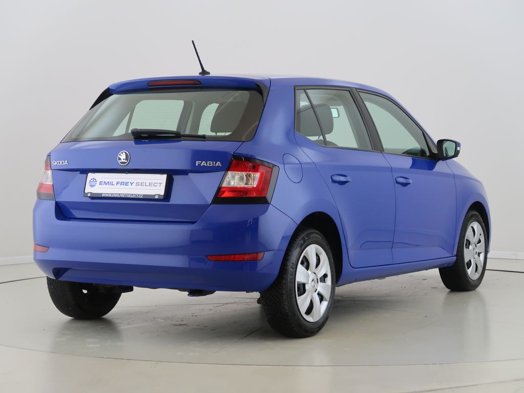 skoda-fabia-1-0tsi-70kw-cz-active - 4
