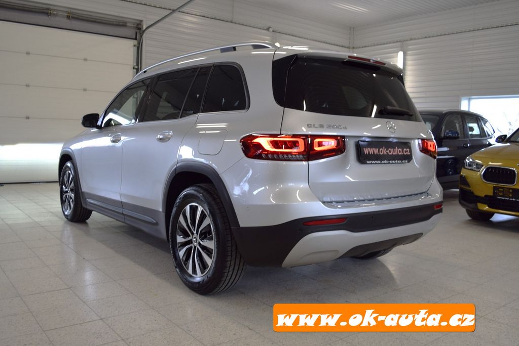 mercedes-benz-glb-d-4-matic-business-2022 - 2