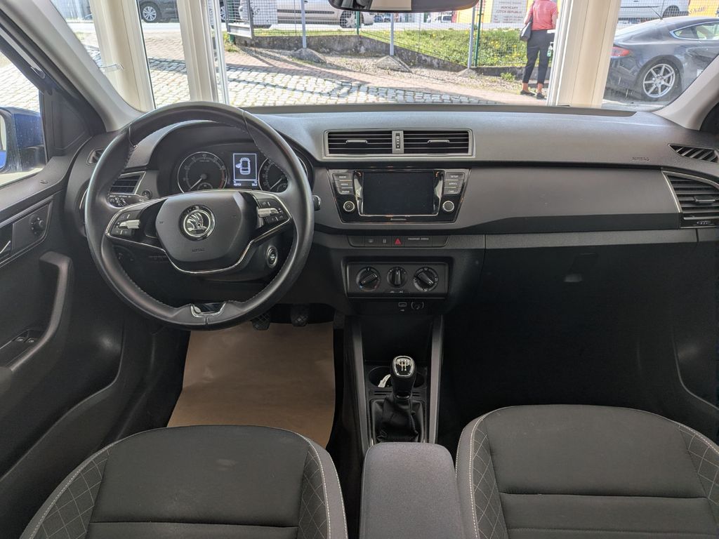 skoda-fabia-ambition-combi-1-0-tsi-70kw - 5