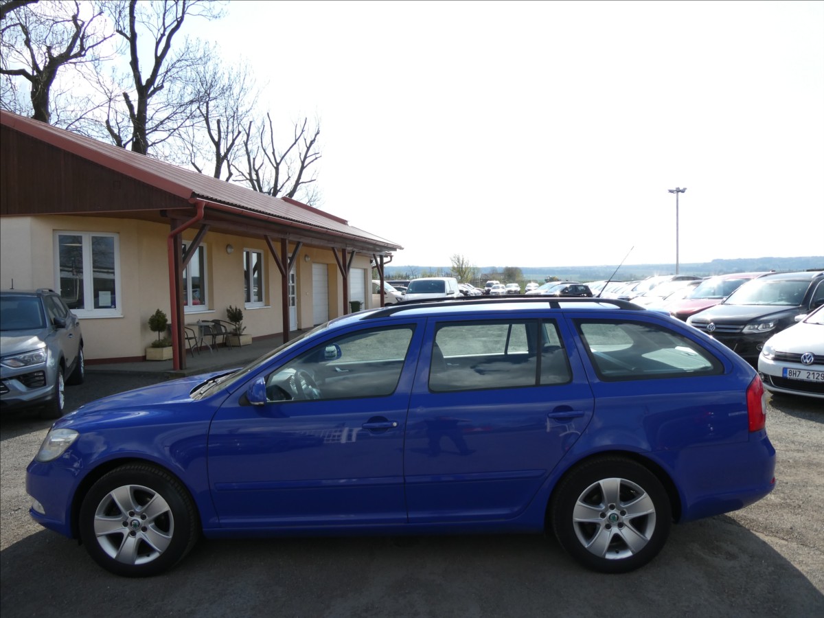 skoda-octavia-1-4-tsi-90kw-combi-ambiente - 5