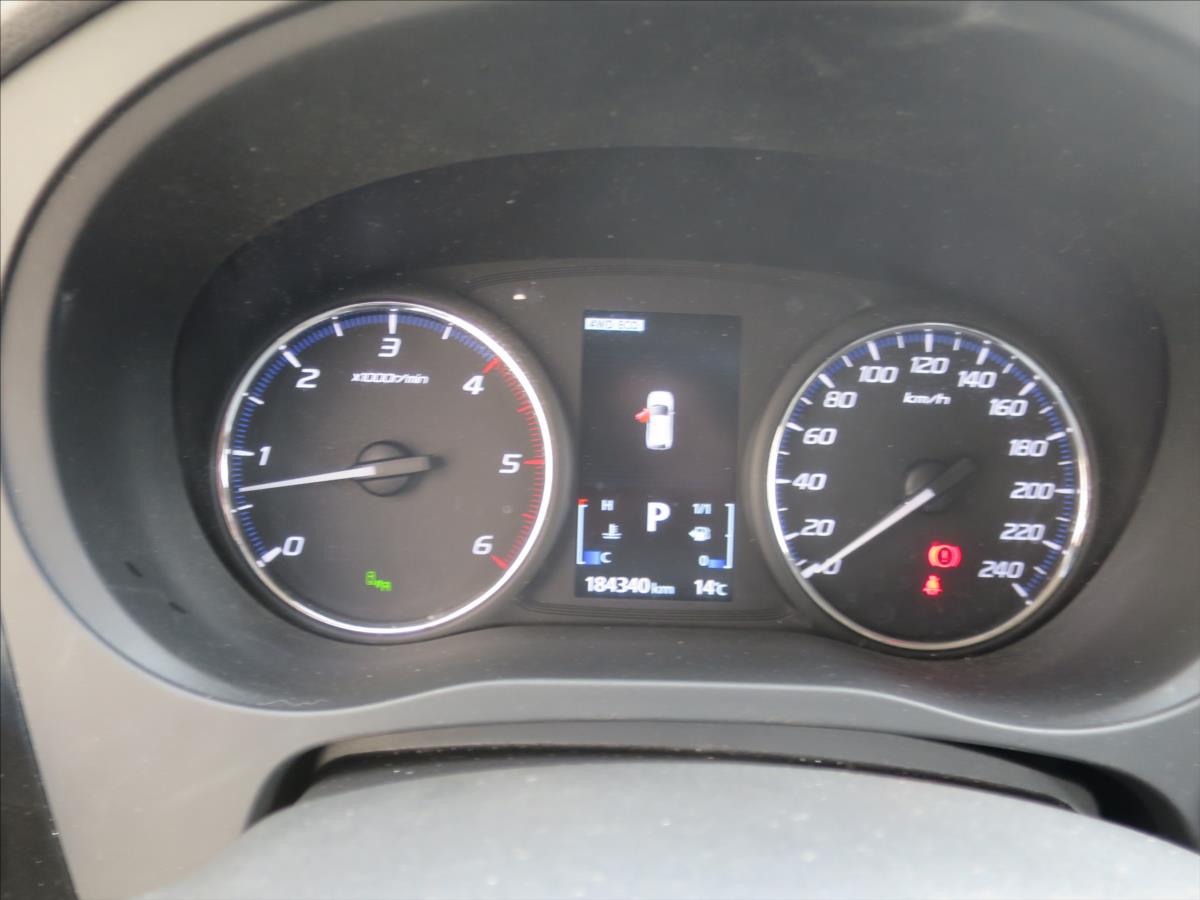 mitsubishi-outlander-2-2-di-d-editio-aut - 9