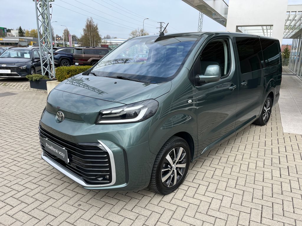 toyota-proace-verso-2-0d-140-l2-family-webasto-8at - 1