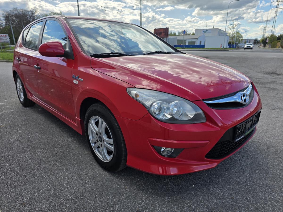 hyundai-i30-1-4-1-4i-77kw-1-majitel-klima-1-4i-77kw-1-majitel-klima - 7