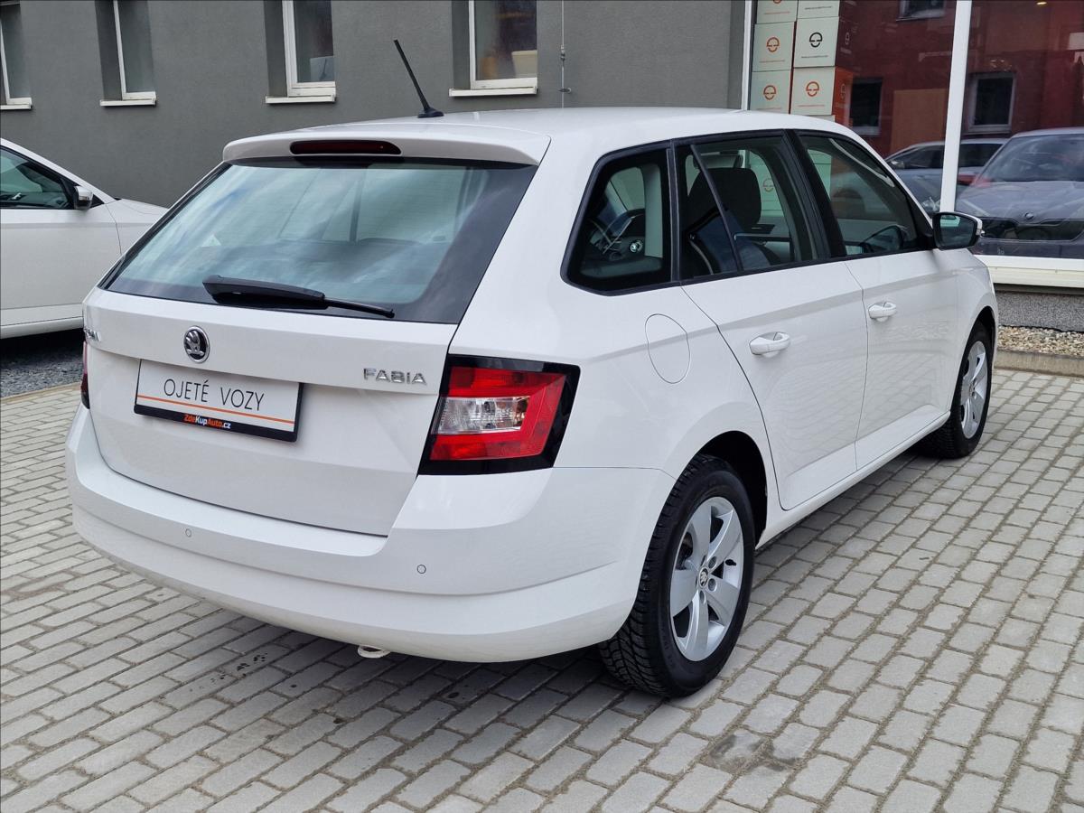 skoda-fabia-1-0tsi-style-puvod-cr-1-maj - 9