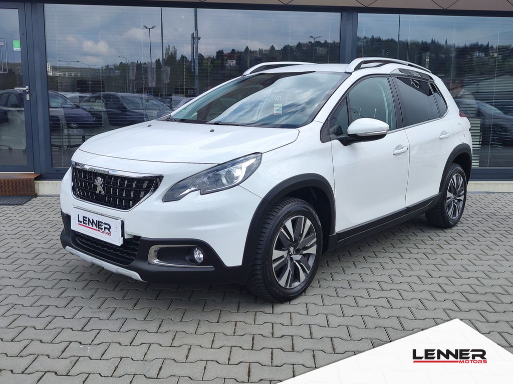 Peugeot 2008 1.2/81kW Allure ČR 1.Majitel